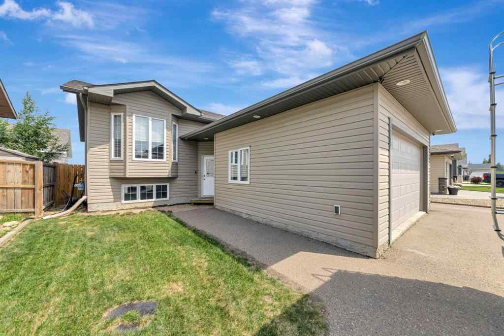 MLS® A2241026 - 5208 51 Avenue  in Blackfoot Blackfoot, Residential