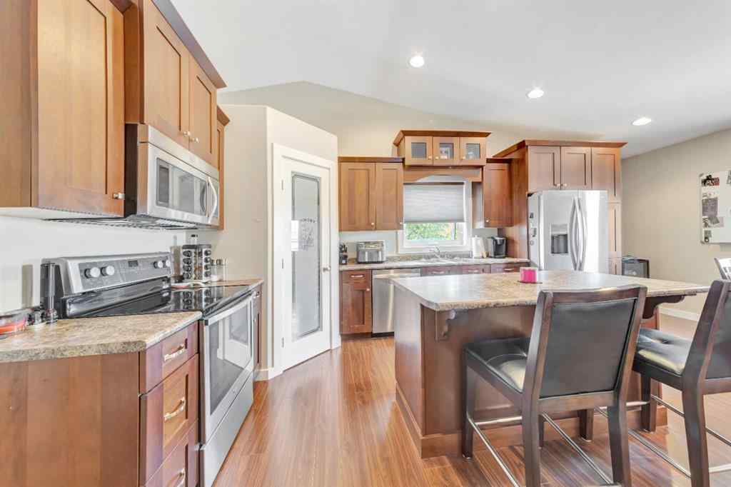 MLS® A2241026 - 5208 51 Avenue  in Blackfoot Blackfoot, Residential