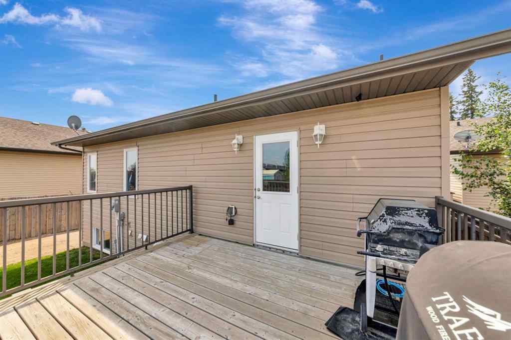 MLS® A2241026 - 5208 51 Avenue  in Blackfoot Blackfoot, Residential