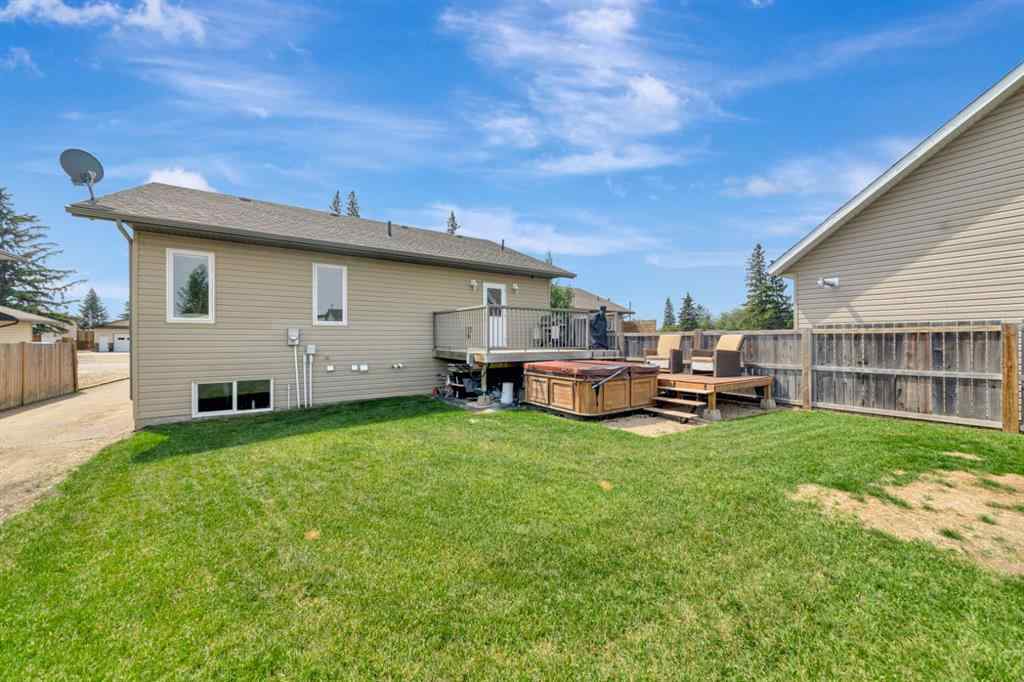 MLS® A2241026 - 5208 51 Avenue  in Blackfoot Blackfoot, Residential