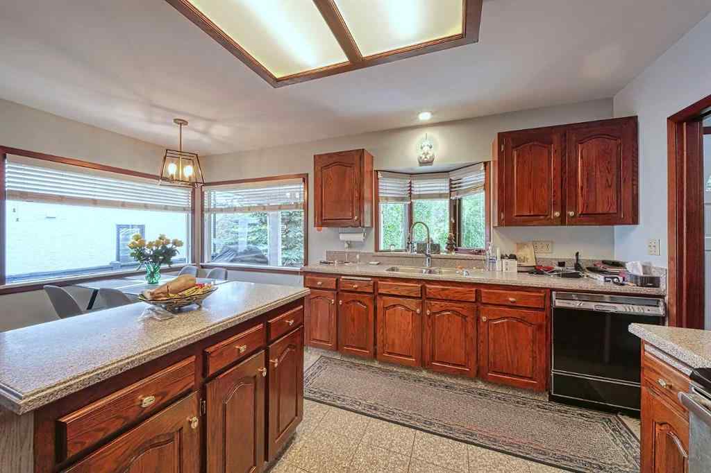 MLS® A2241027 - 3010 8 Street SW in Upper Mount Royal Calgary, Residential