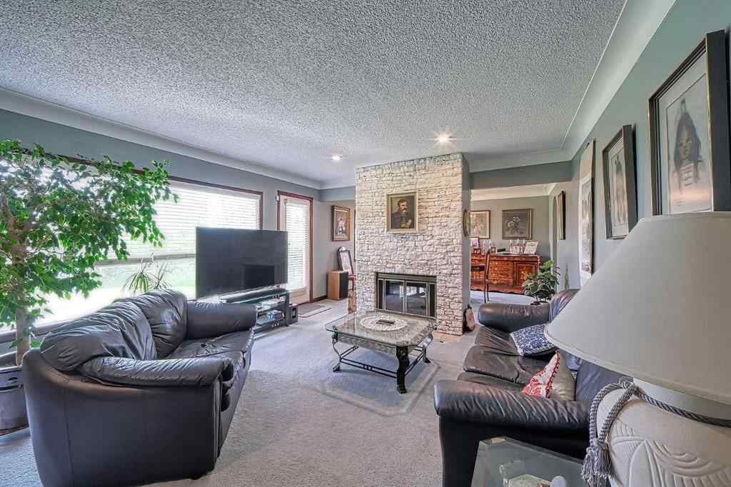 MLS® A2241027 - 3010 8 Street SW in Upper Mount Royal Calgary, Residential