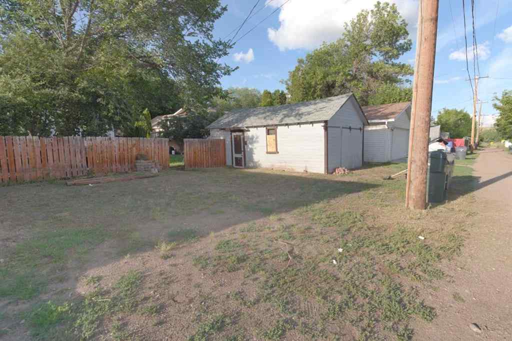 MLS® A2241032 - 1143 Braemar Street SE in River Flats Medicine Hat, Residential