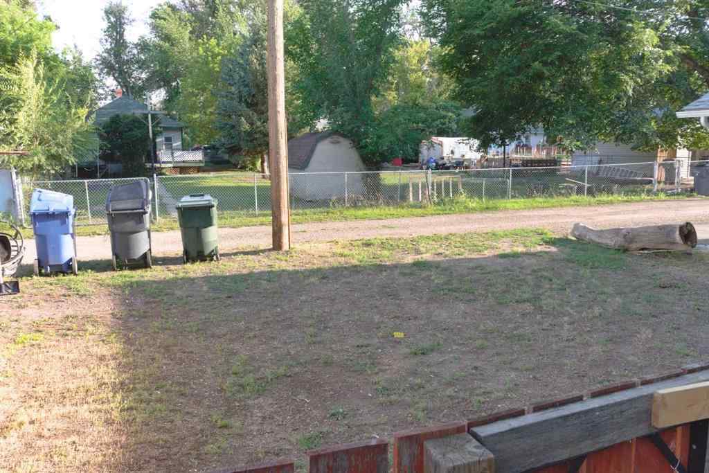 MLS® A2241032 - 1143 Braemar Street SE in River Flats Medicine Hat, Residential