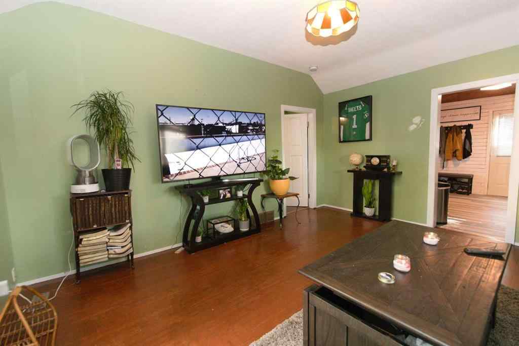 MLS® A2241032 - 1143 Braemar Street SE in River Flats Medicine Hat, Residential