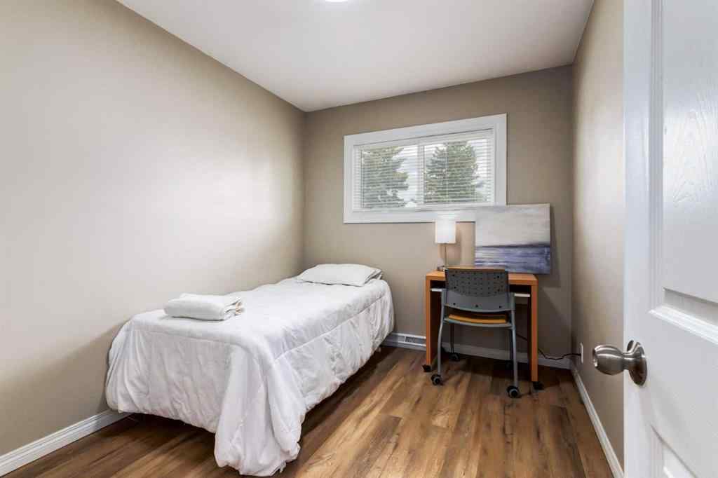MLS® A2241033 - 1321 39 Street SE in Forest Lawn Calgary, Residential