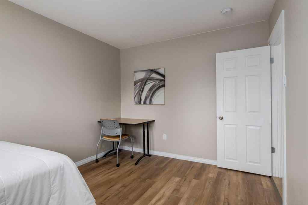 MLS® A2241033 - 1321 39 Street SE in Forest Lawn Calgary, Residential