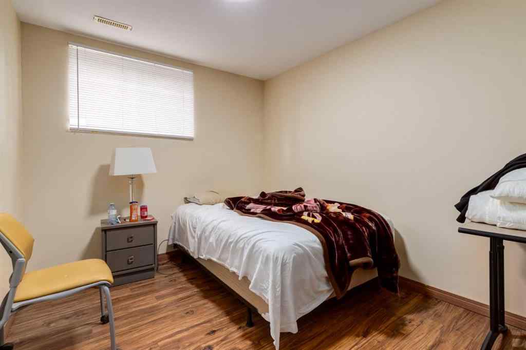 MLS® A2241033 - 1321 39 Street SE in Forest Lawn Calgary, Residential
