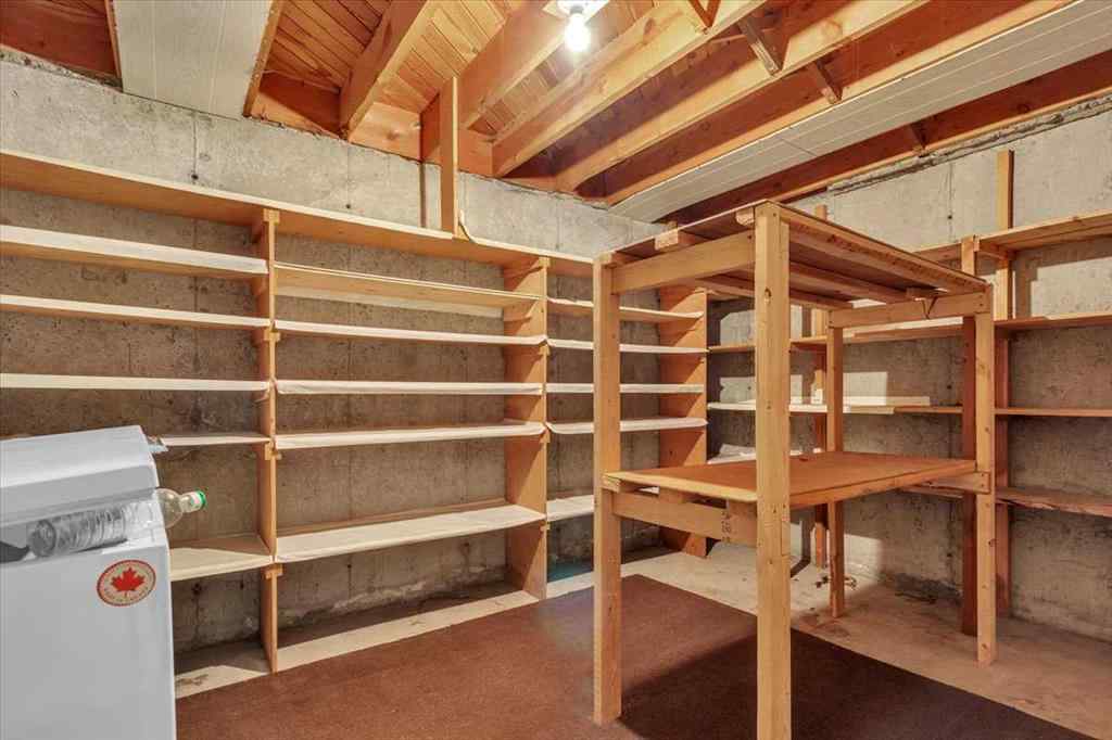 MLS® A2241038 - 2619 37 Street SW in Glendale Calgary, Residential