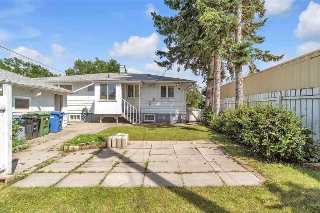 MLS&reg; # A2241038 - 2619 37 Street SW in Glendale Calgary, Residential Open Houses