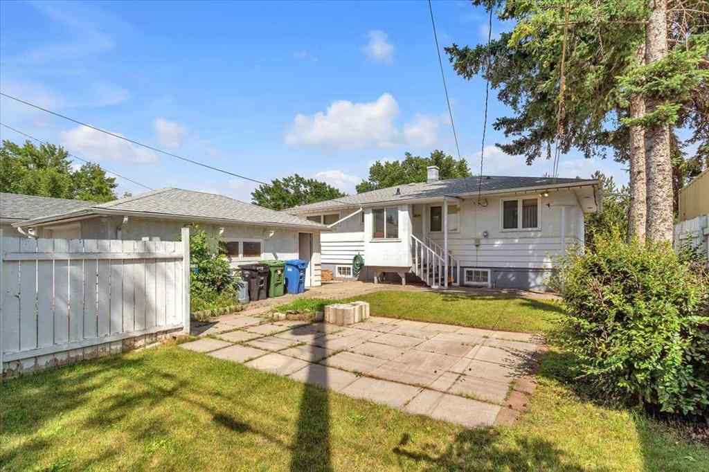 MLS&reg; # A2241038 - 2619 37 Street SW in Glendale Calgary, Residential Open Houses