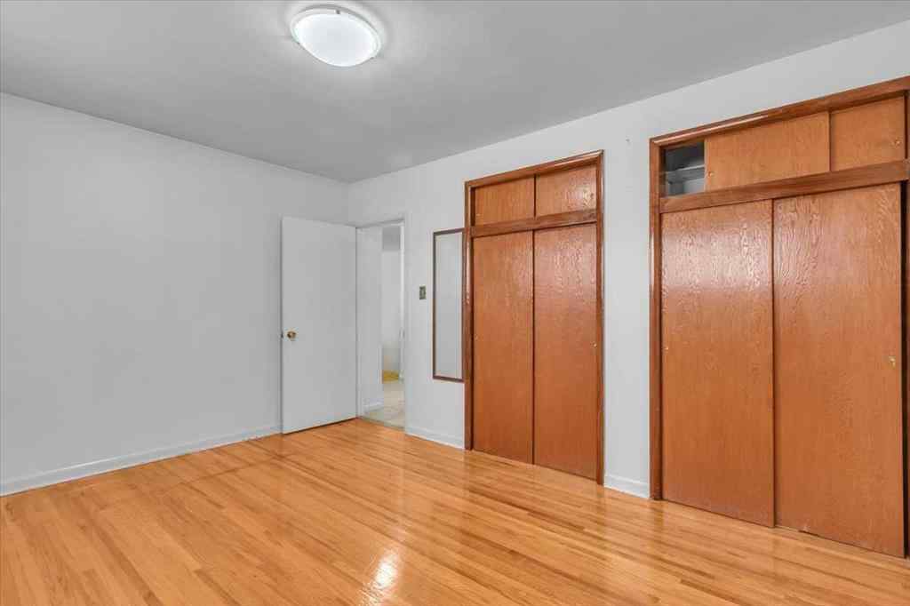 MLS® A2241038 - 2619 37 Street SW in Glendale Calgary, Residential