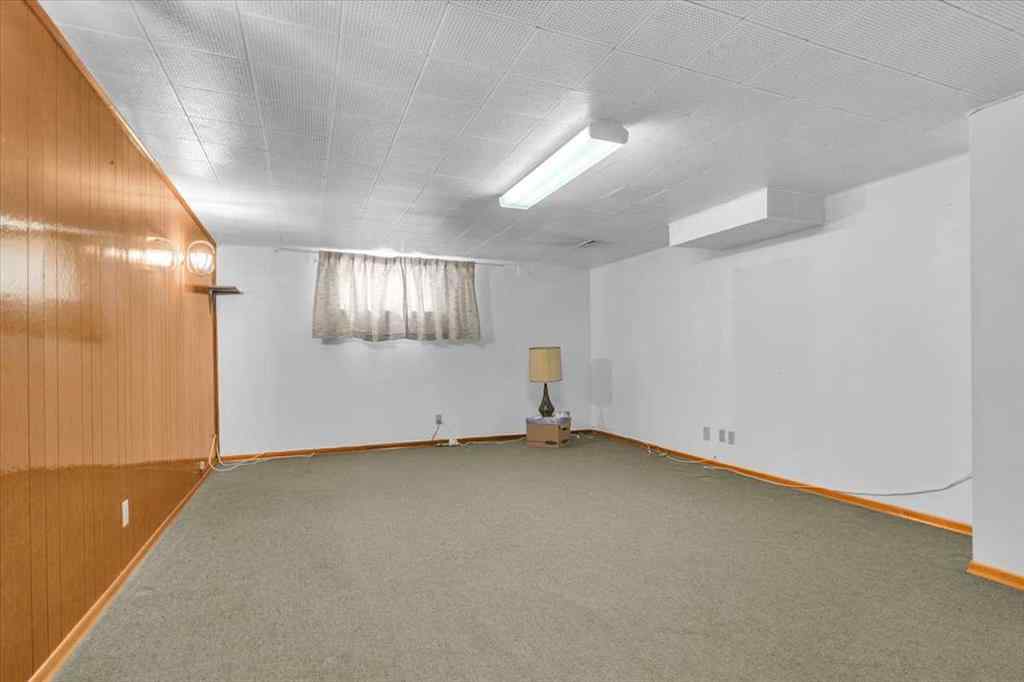 MLS® A2241038 - 2619 37 Street SW in Glendale Calgary, Residential