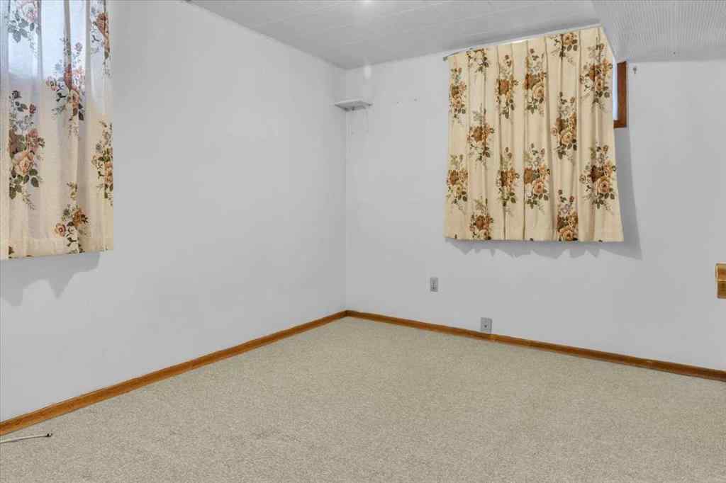 MLS® A2241038 - 2619 37 Street SW in Glendale Calgary, Residential
