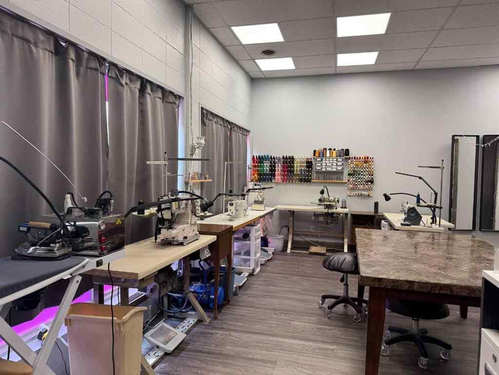 MLS® A2241050 - Unit #4 4902 50 Street  in Central Ponoka Ponoka, Commercial