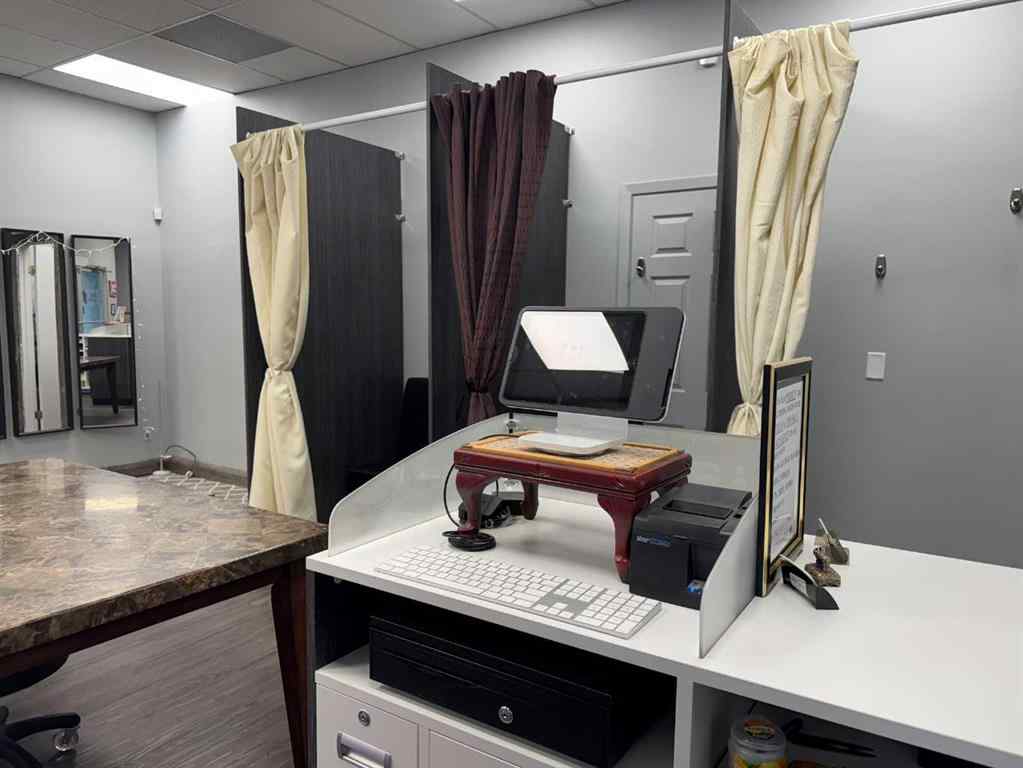 MLS® A2241050 - Unit #4 4902 50 Street  in Central Ponoka Ponoka, Commercial
