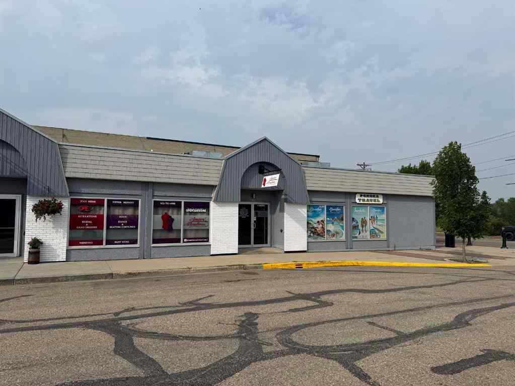 MLS® A2241050 - Unit #4 4902 50 Street  in Central Ponoka Ponoka, Commercial