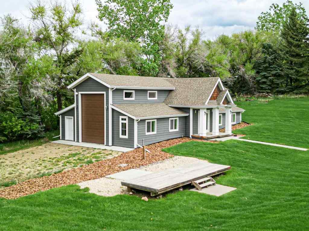 MLS® A2241058 - Unit #14 38349 Range Road 270   in Hawk Hills Rural Red Deer County, Residential
