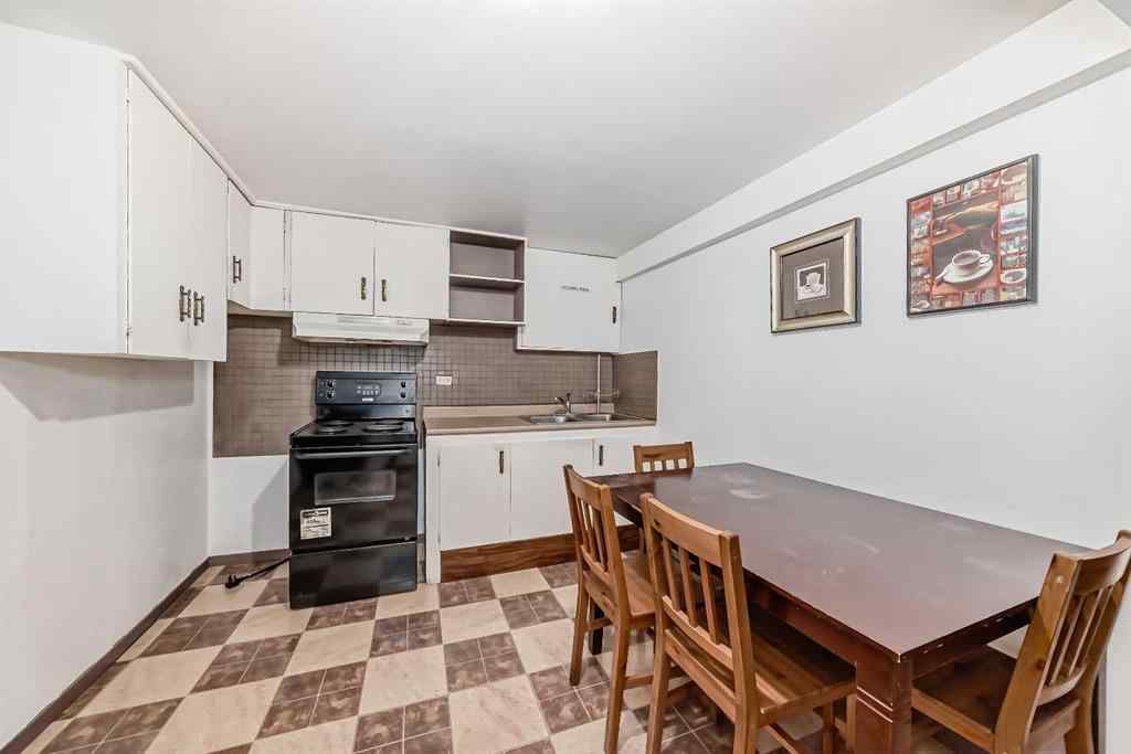 MLS® A2241064 - 320 44 Street SE in Forest Heights Calgary, Residential