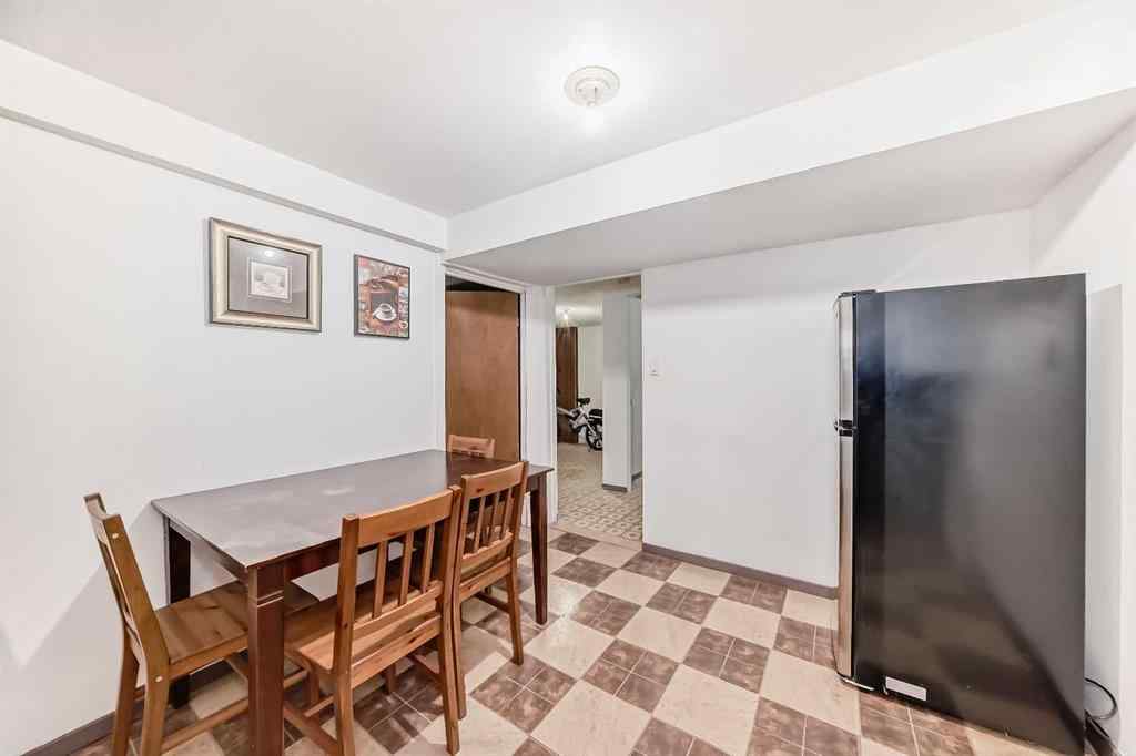 MLS® A2241064 - 320 44 Street SE in Forest Heights Calgary, Residential