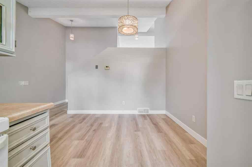 MLS® A2241068 - 1426 Ranchlands Way NW in Ranchlands Calgary, Residential