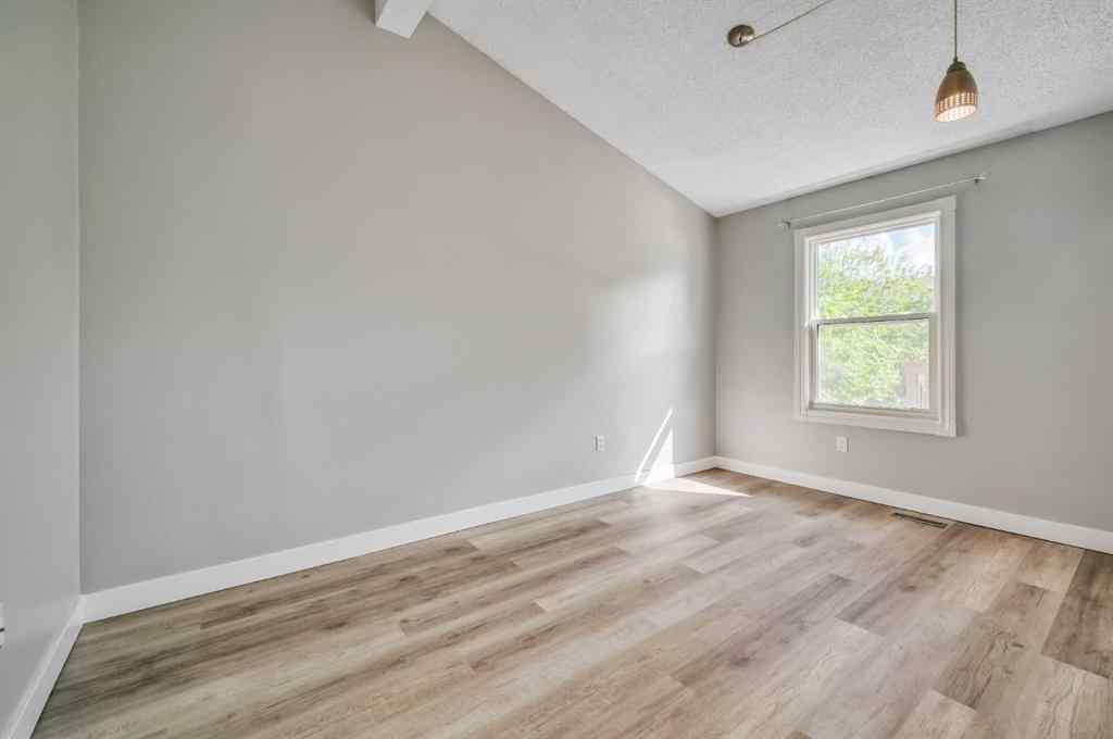 MLS® A2241068 - 1426 Ranchlands Way NW in Ranchlands Calgary, Residential