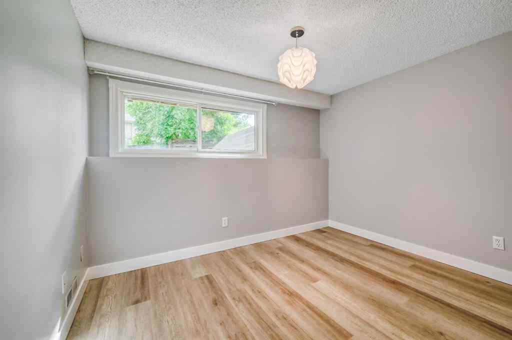 MLS® A2241068 - 1426 Ranchlands Way NW in Ranchlands Calgary, Residential