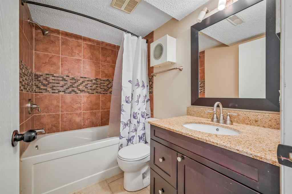 MLS® A2241068 - 1426 Ranchlands Way NW in Ranchlands Calgary, Residential