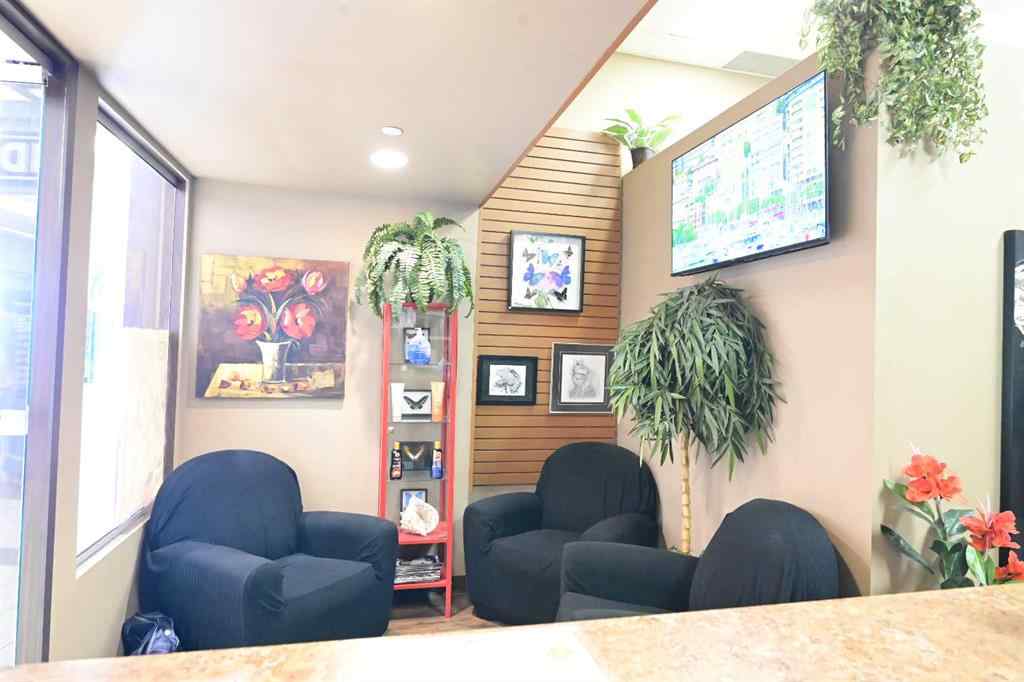 MLS® A2241069 - Unit #401 8120 Beddington Boulevard NW in Beddington Heights Calgary, Commercial