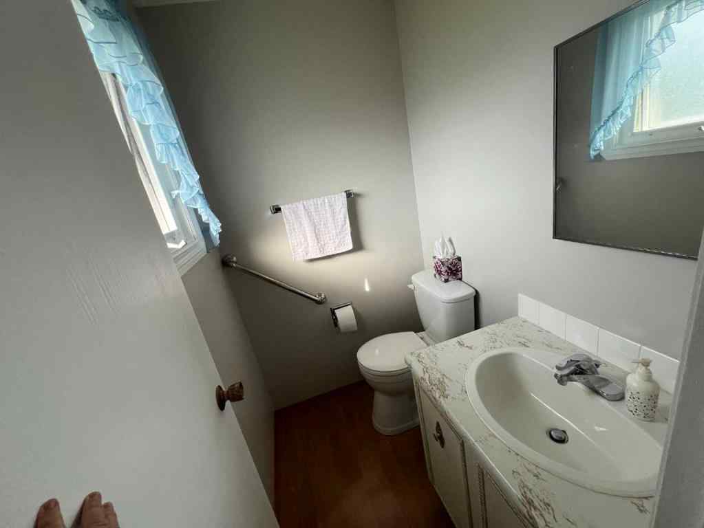 MLS® A2241078 - 811 7 st   in NONE Fox Creek, Residential