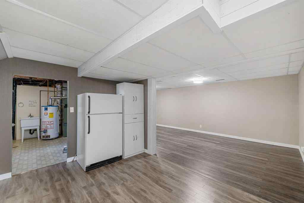 MLS® A2241080 - 36 Brentwood Drive E in Maplewood Strathmore, Residential
