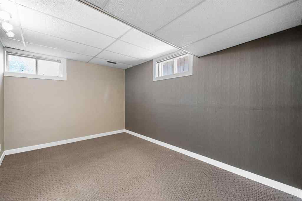 MLS® A2241080 - 36 Brentwood Drive E in Maplewood Strathmore, Residential
