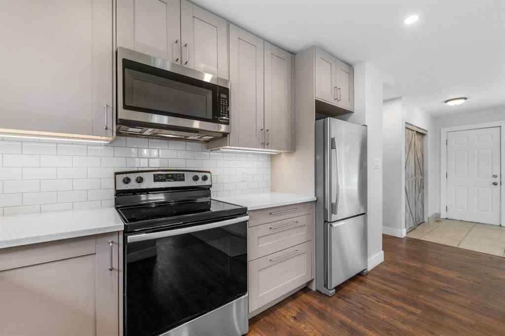 MLS® A2241080 - 36 Brentwood Drive E in Maplewood Strathmore, Residential