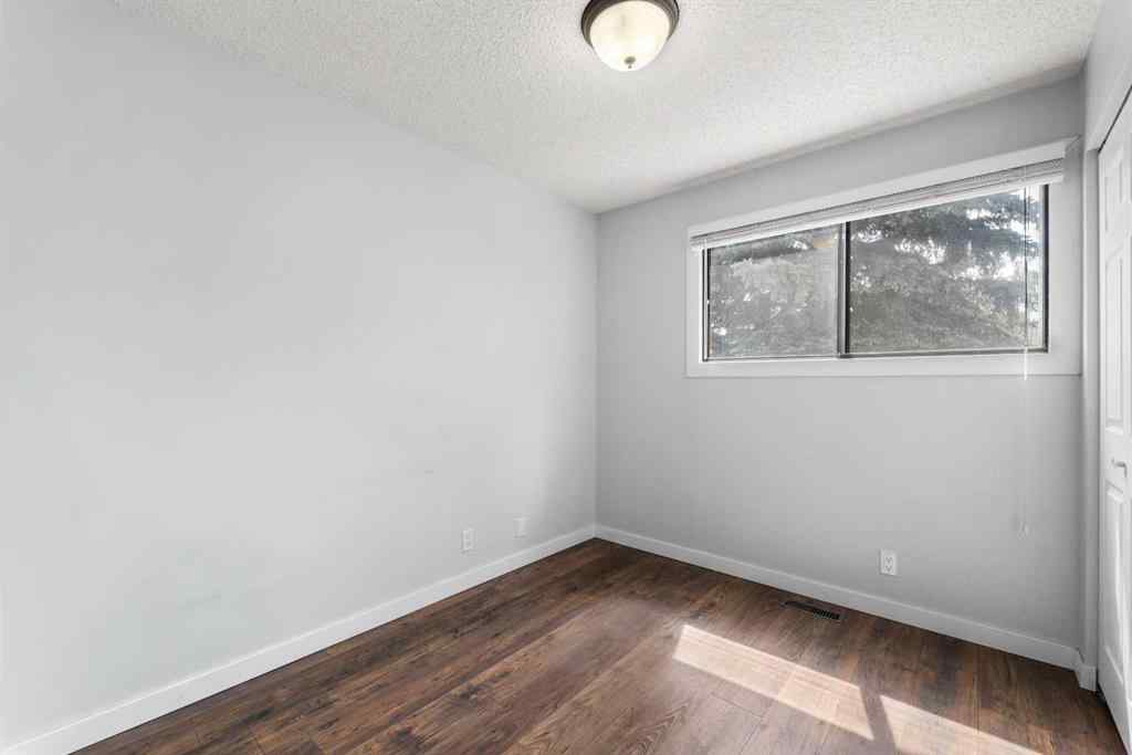 MLS® A2241080 - 36 Brentwood Drive E in Maplewood Strathmore, Residential