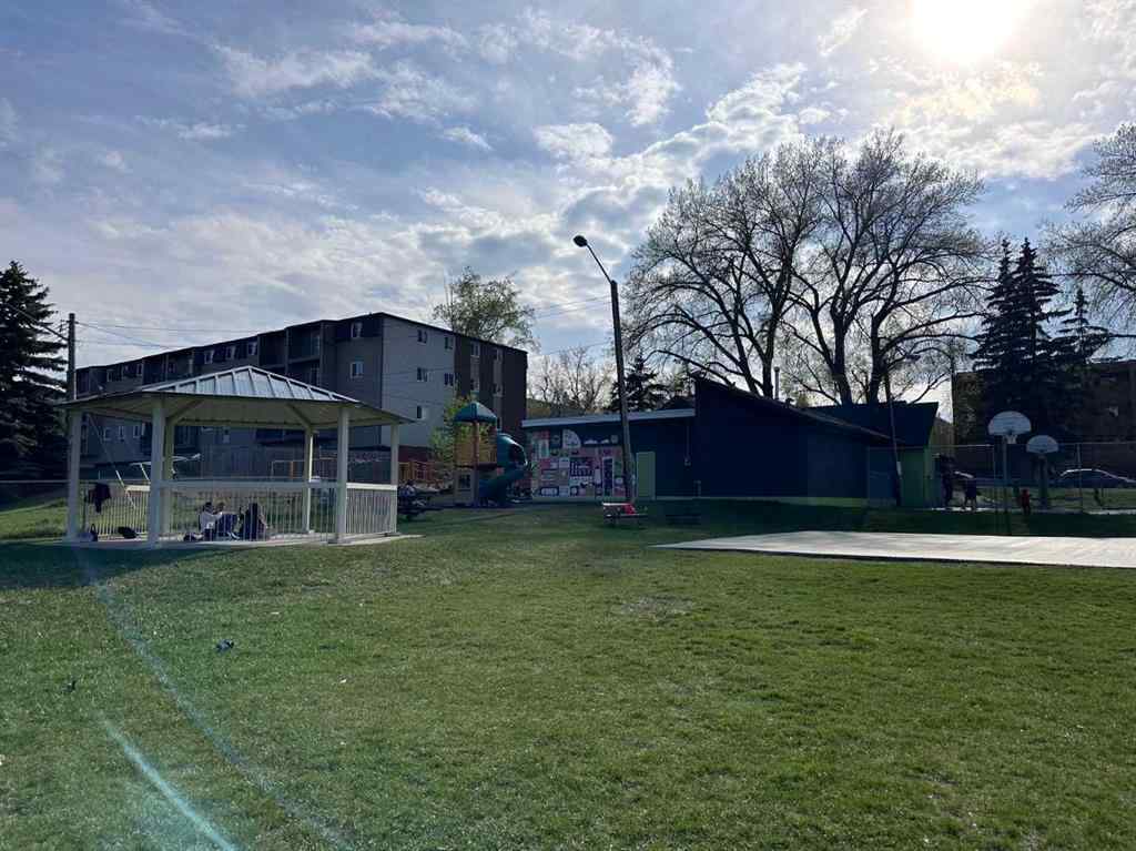 MLS® A2241081 - Unit #2 2415 14A Street SW in Bankview Calgary, Residential