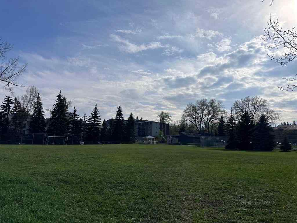 MLS® A2241081 - Unit #2 2415 14A Street SW in Bankview Calgary, Residential