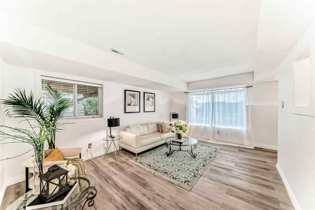 MLS® A2241081 - Unit #2 2415 14A Street SW in Bankview Calgary, Residential