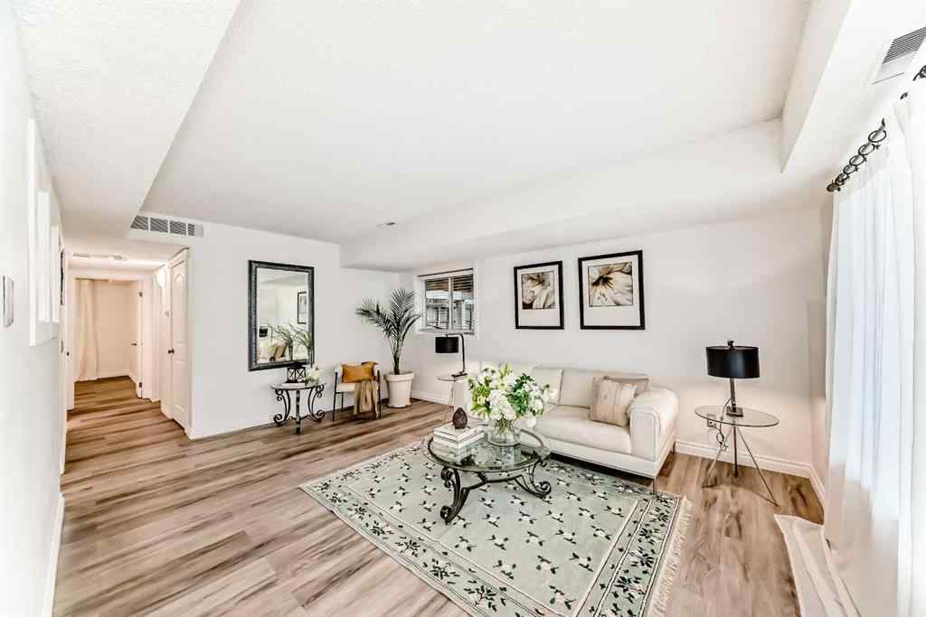 MLS® A2241081 - Unit #2 2415 14A Street SW in Bankview Calgary, Residential