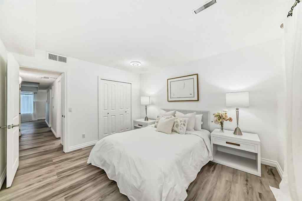 MLS® A2241081 - Unit #2 2415 14A Street SW in Bankview Calgary, Residential