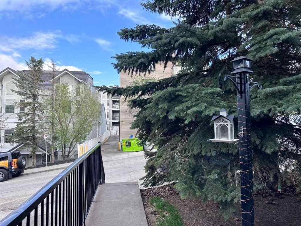 MLS® A2241081 - Unit #2 2415 14A Street SW in Bankview Calgary, Residential