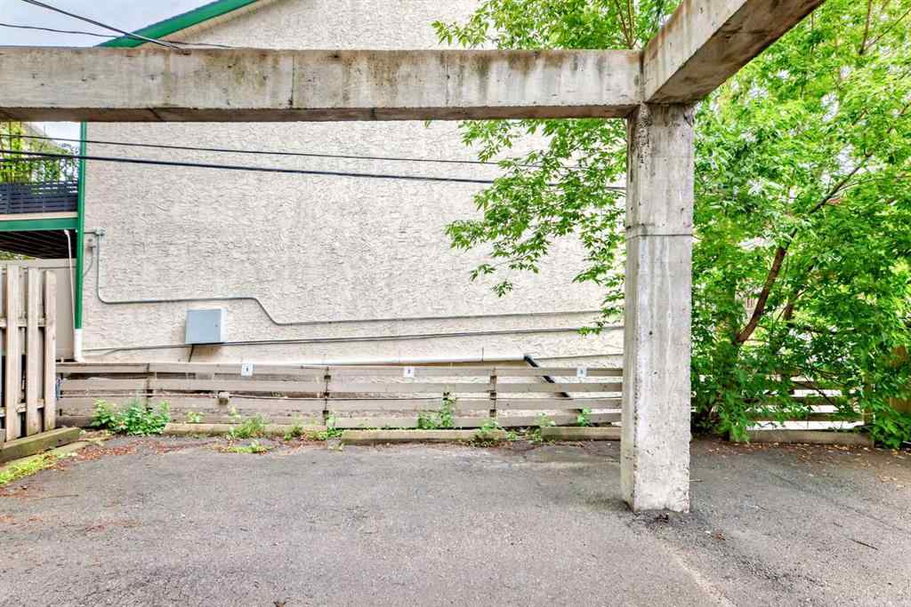MLS® A2241081 - Unit #2 2415 14A Street SW in Bankview Calgary, Residential