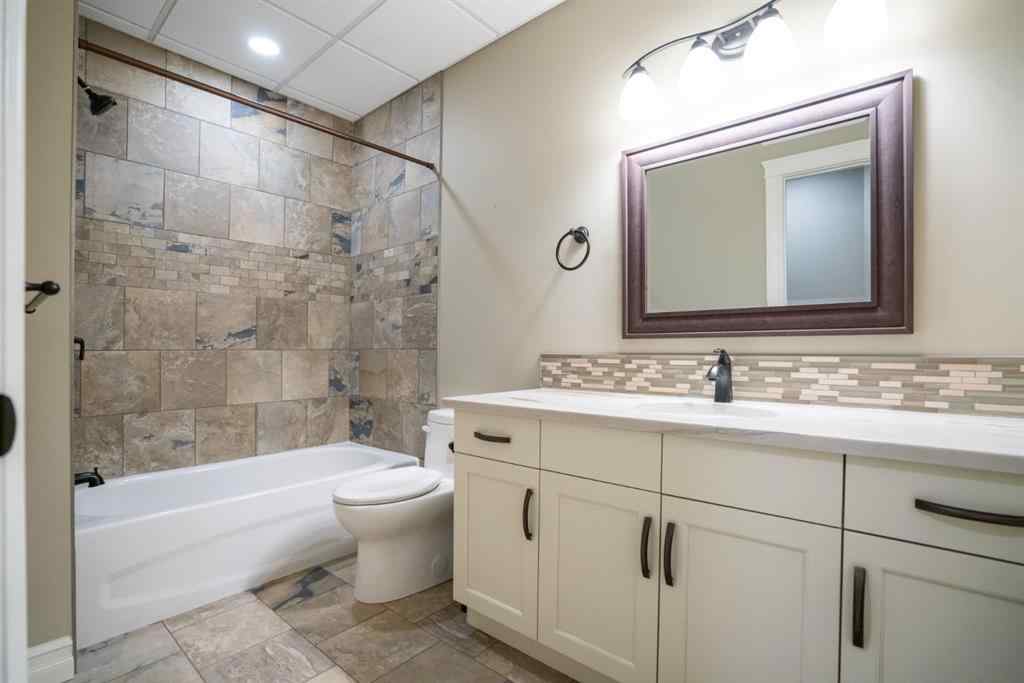 MLS® A2241091 - 5906 24 Avenue Close  in Valleyview Camrose, Residential