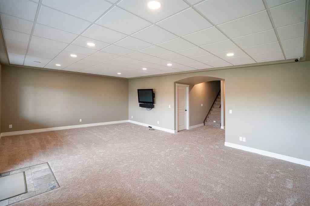 MLS® A2241091 - 5906 24 Avenue Close  in Valleyview Camrose, Residential