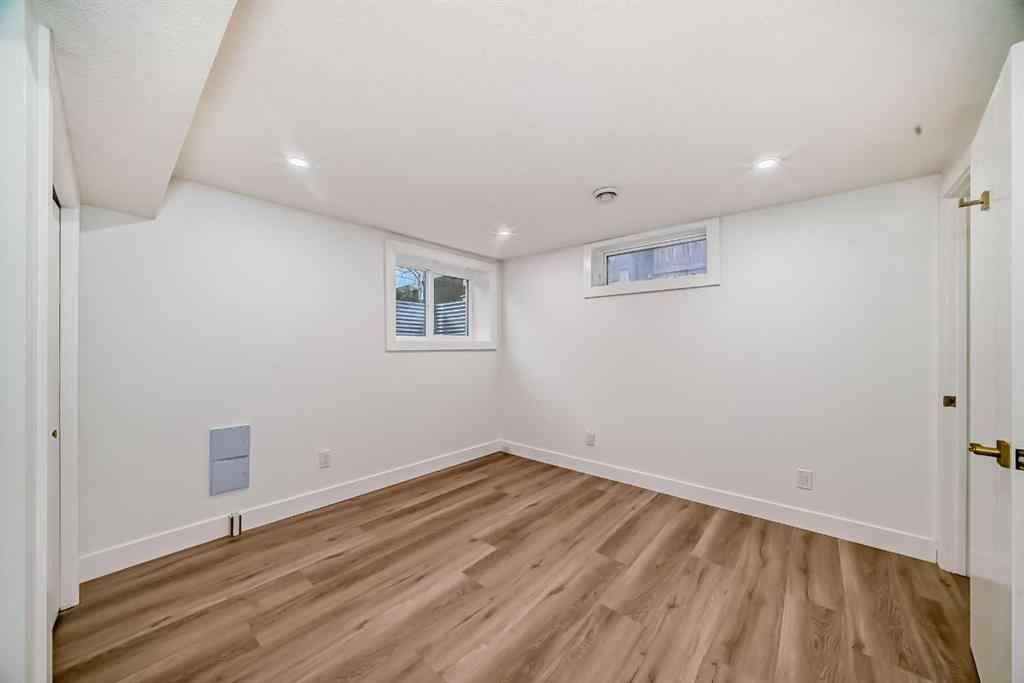 MLS® A2241095 - 304 Huntbourne Hill NE in Huntington Hills Calgary, Residential