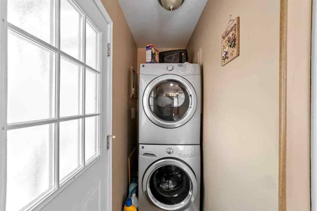 MLS® A2241105 - 4903 53 Street  in Innisfree Innisfree, Residential