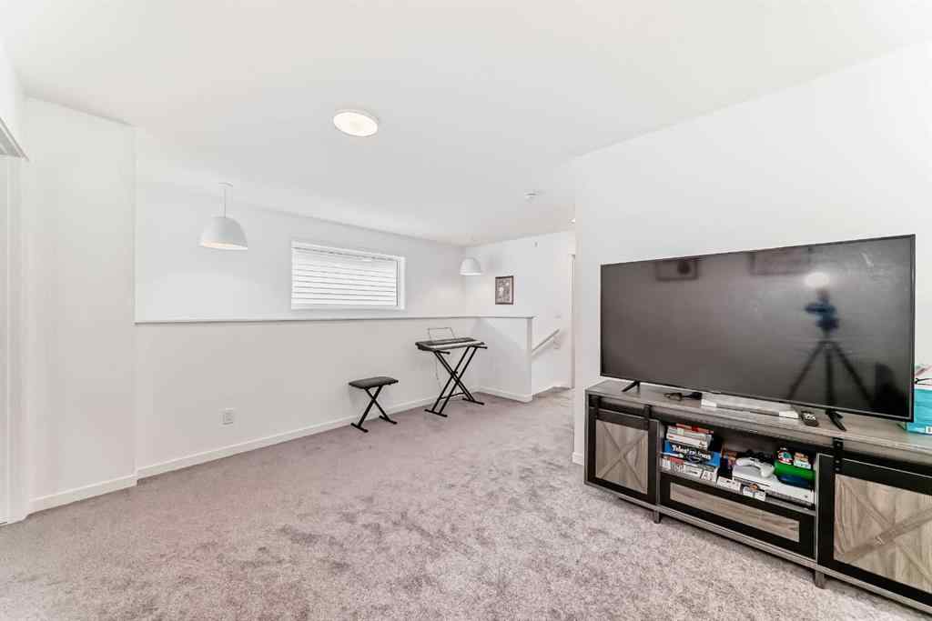 MLS® A2241108 - 171 Hotchkiss Manor SE in Hotchkiss Calgary, Residential