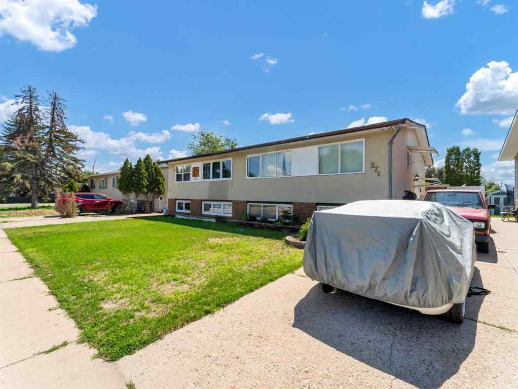 MLS® A2241110 - 271 18 Street NE in Northeast Crescent Heights Medicine Hat, Residential