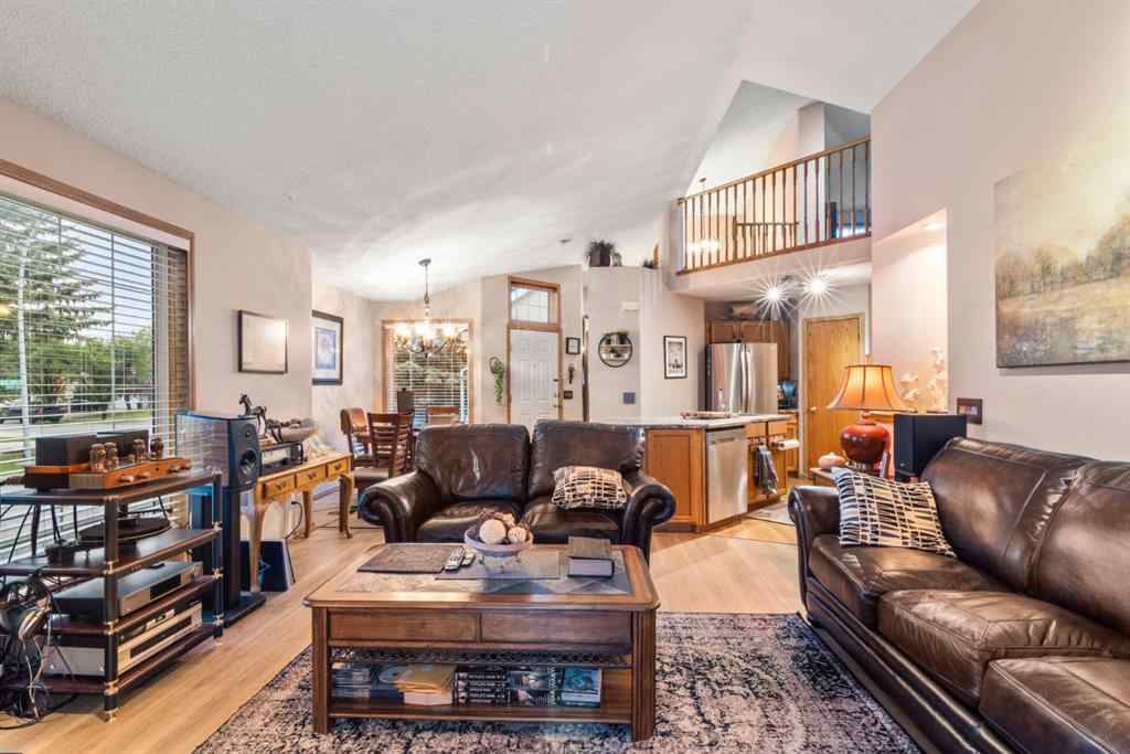 MLS® A2241112 - 106 Somerset Drive SW in Somerset Calgary, Residential