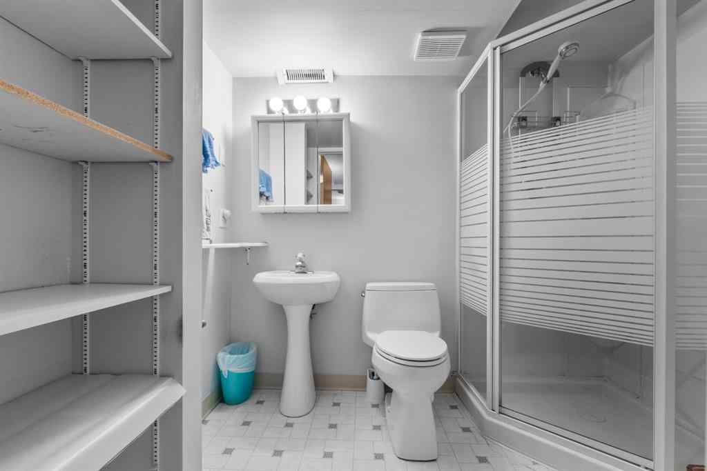 MLS® A2241112 - 106 Somerset Drive SW in Somerset Calgary, Residential