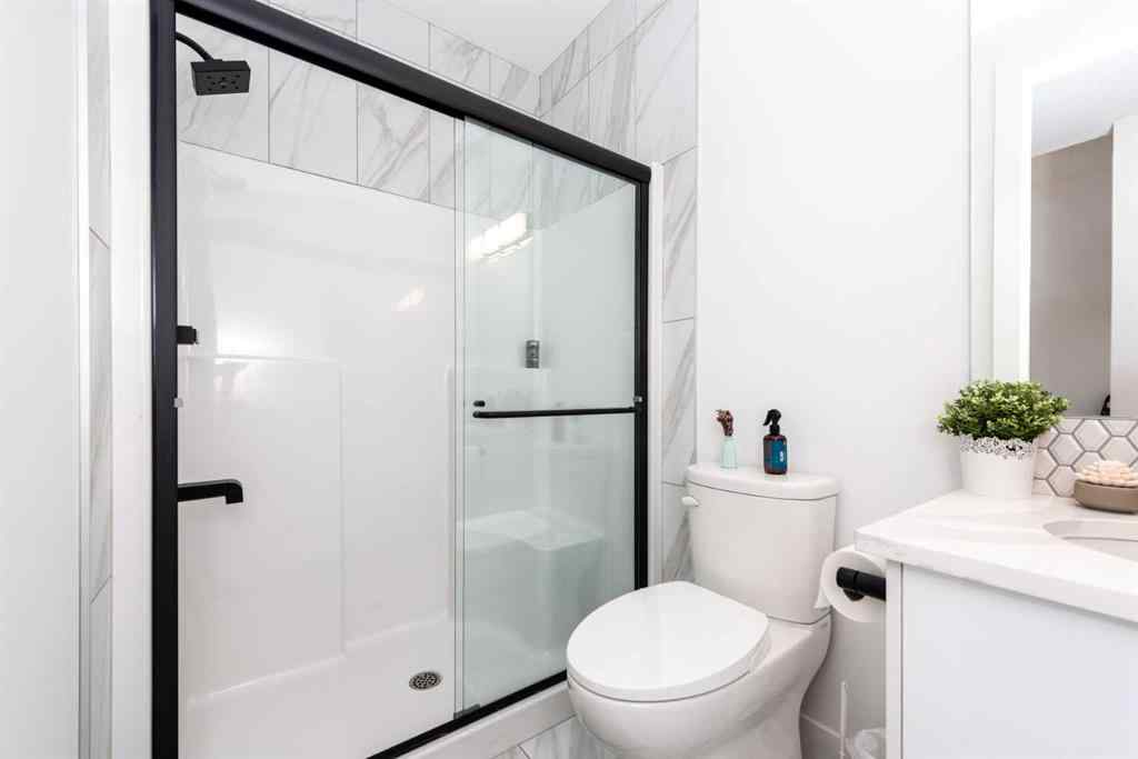 MLS® A2241113 - 53 Hampstead Mews NW in Hamptons Calgary, Residential